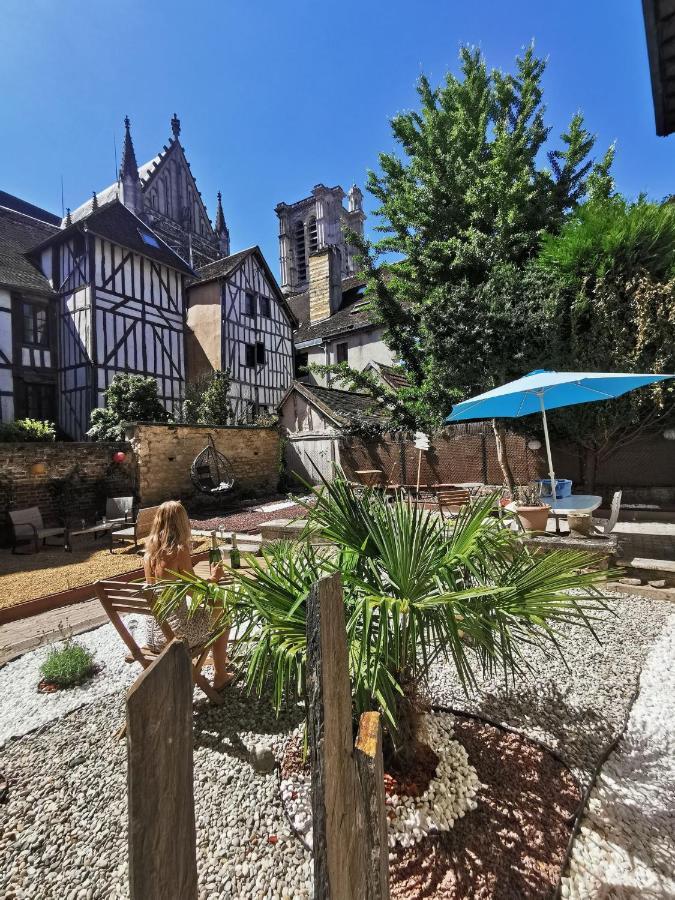 Appartement La Marmotte De La Cathédrale - Calme - Jardin *